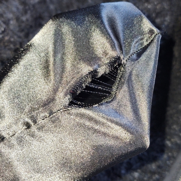 EVY'S Tree Hooded Fuzzy Sweater - Picture 9 of 10